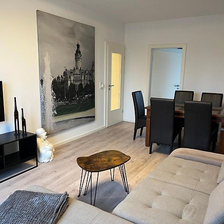 Appartement Zwischen Messe Und Innenstadt Лейпциг Екстер'єр фото